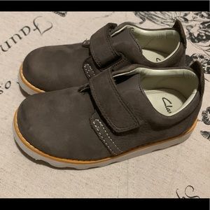 Clarks Crown Park Toddler 8.5 Worn Once, No Box